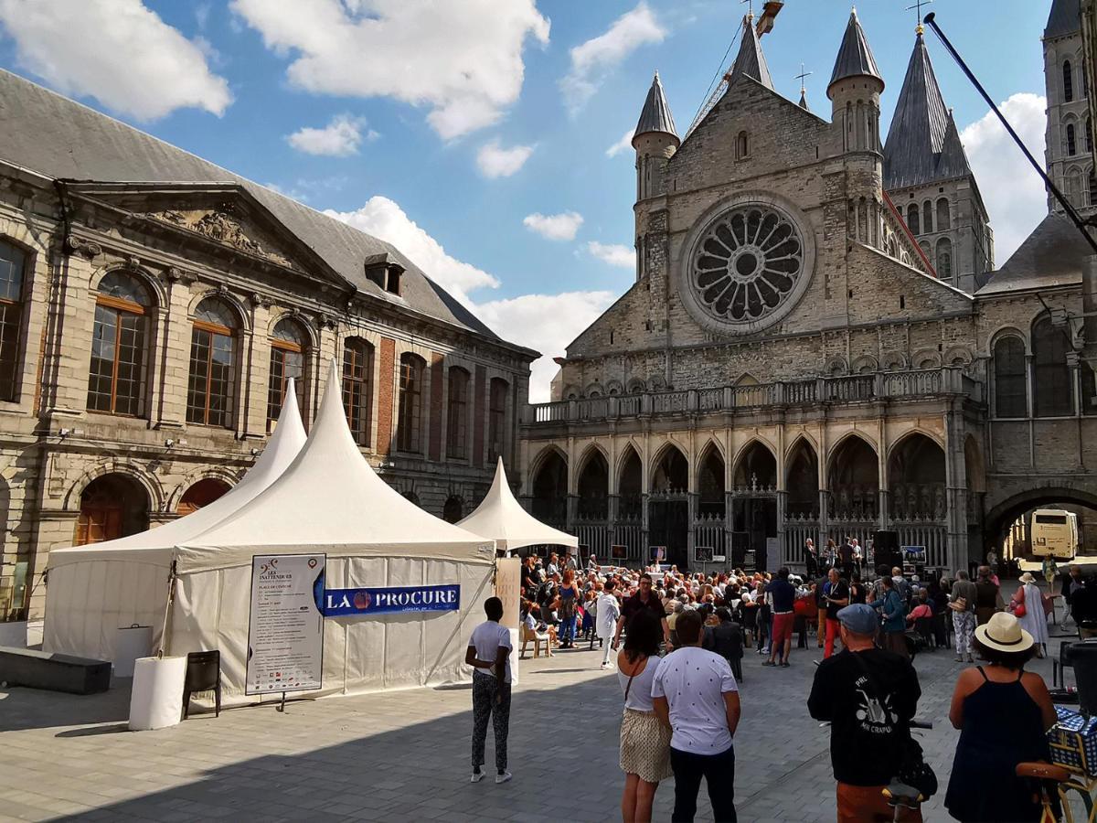Appartement Et Parking Privatif Le Long De L Escaut Tournai Bagian luar foto